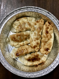 Fried Pork Dumplings (6 pieces)