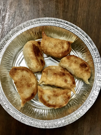 Homemade Fried Dumplings (6 pieces)